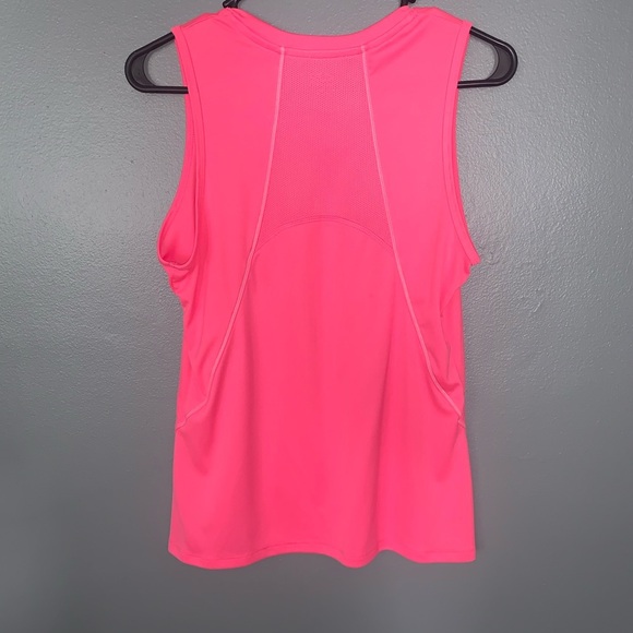 Bright pink workout tank . Champion brand. Size medium - Picture 3 of 5